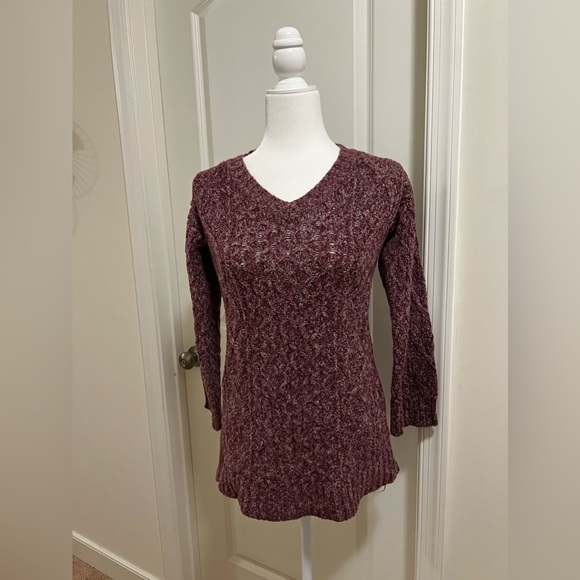 American Eagle Outfitters Sweaters - Winter sweater top